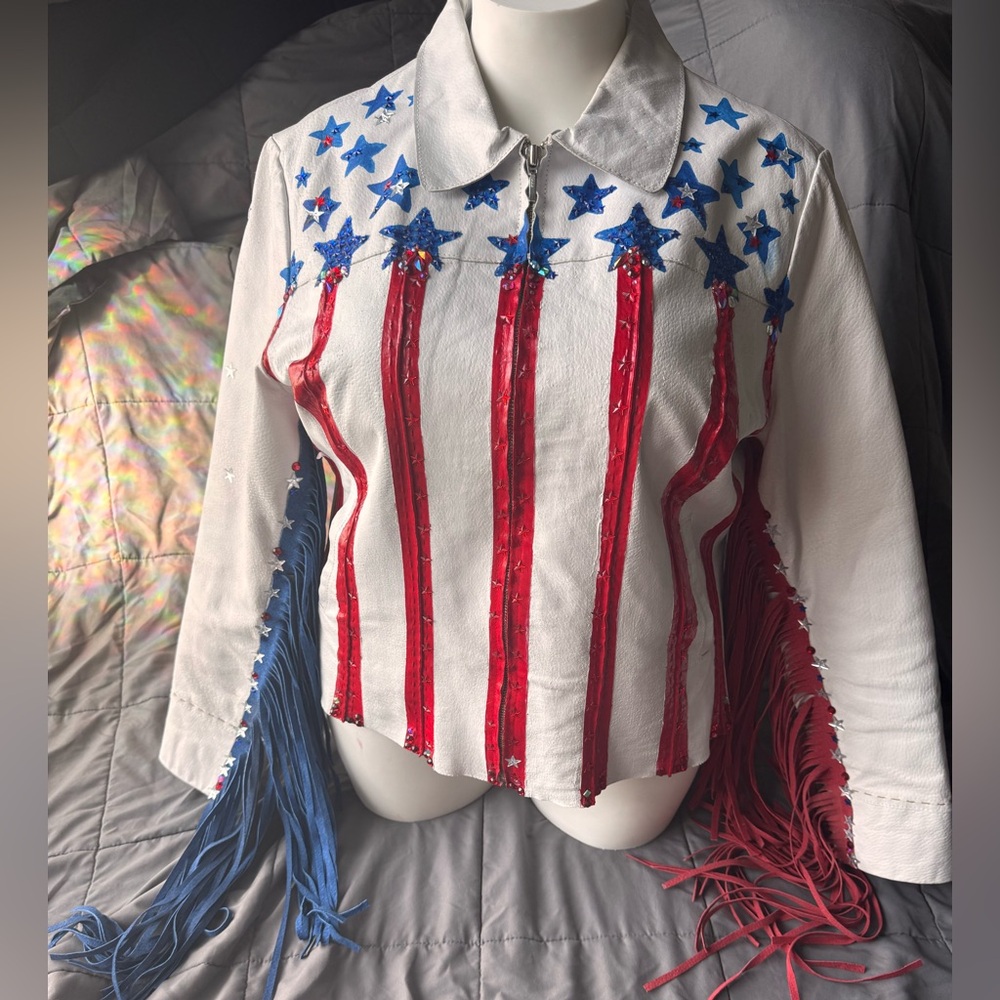 Cowboy/patriotic hand painted/designed Plus Size Y2K White Leather Jacket